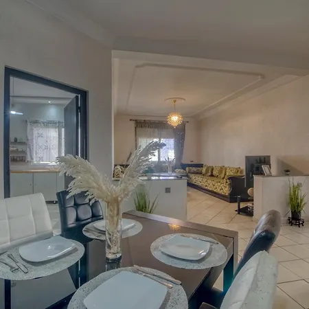 Appartement Spacieux A 2 Pas De Souk El Had Agadir Exterior photo