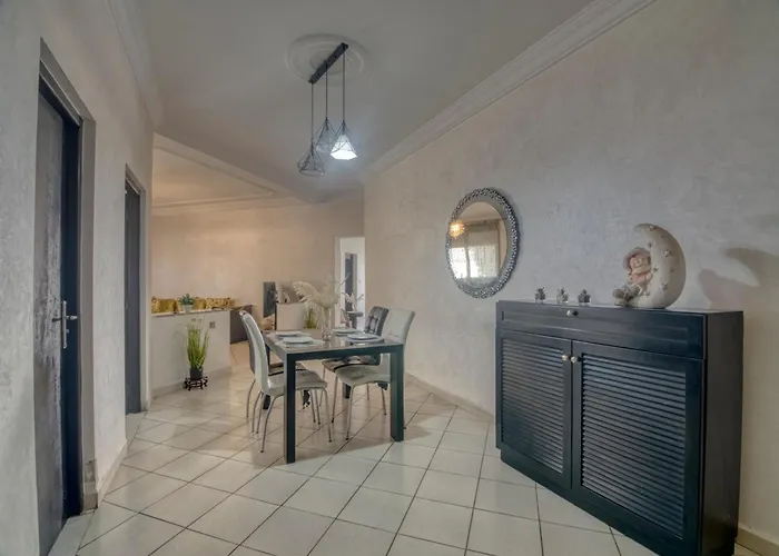 Appartement Spacieux A 2 Pas De Souk El Had